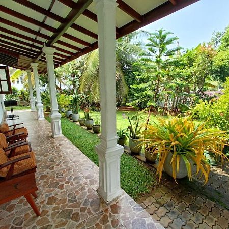 Dreams Villa ヒッカドゥワ エクステリア 写真